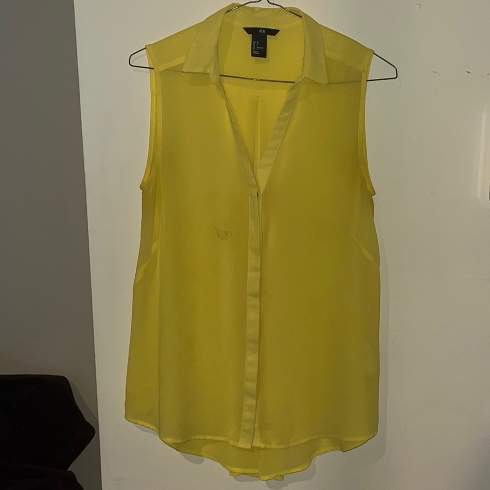 Sleeveless top